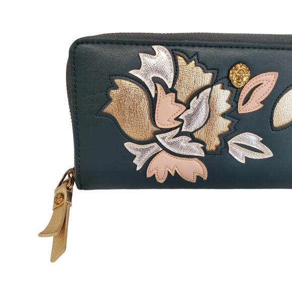 Womens Anne Klein Silver and Gold Floral Print Wallet HTF - Picture 2 of 15